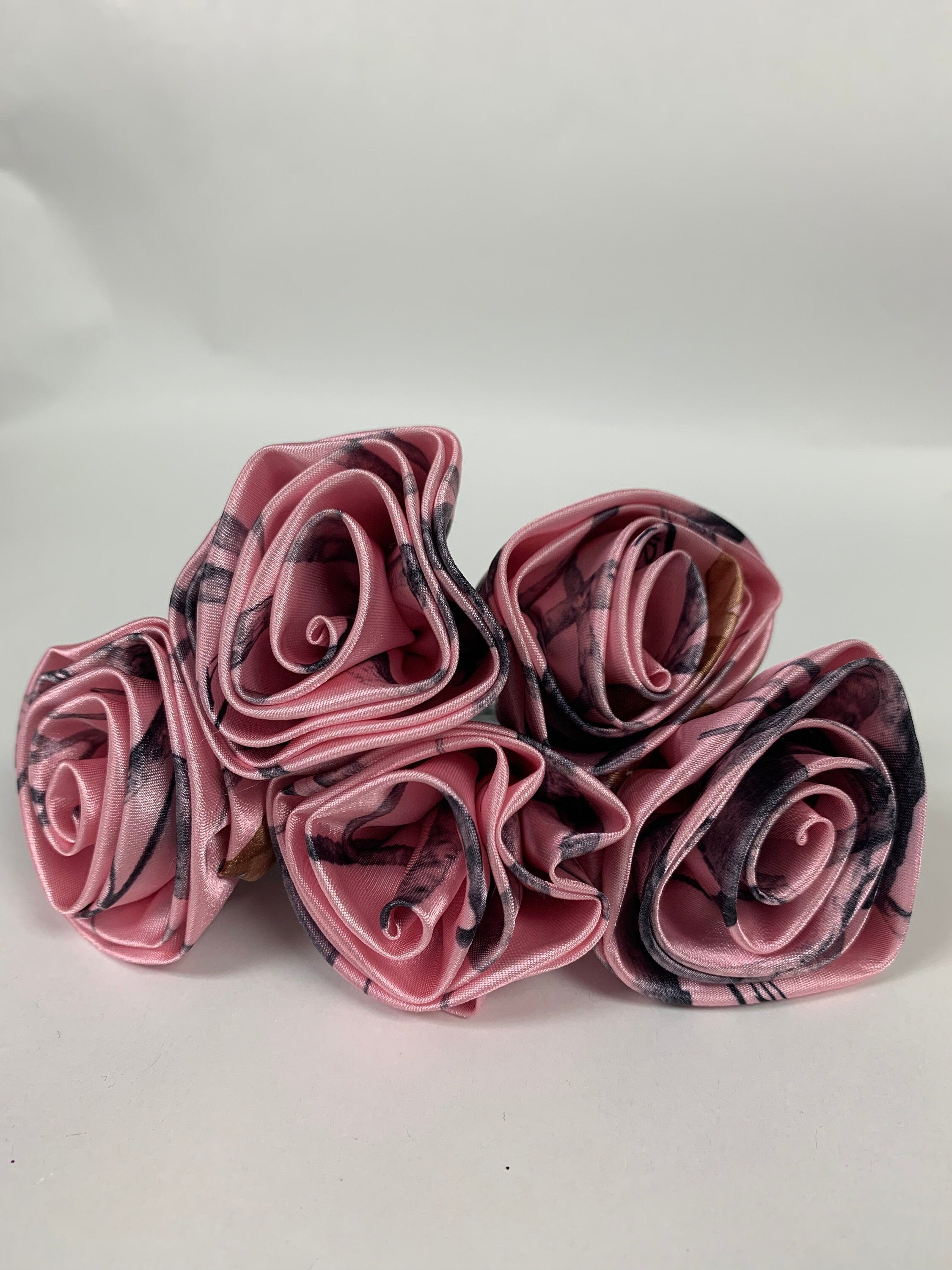 Camo Flowers-True Timber Snowfall Pink Various Sizes Available