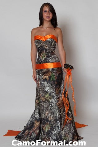 3887M "Veronica" Mermaid Gown-Attached Sash