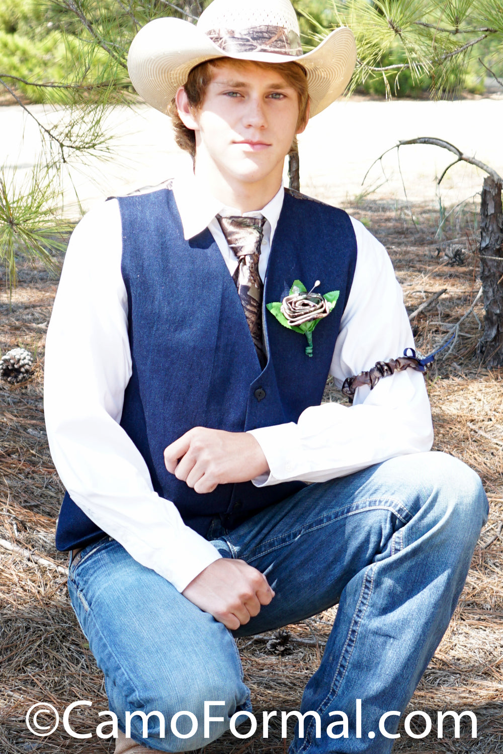 * Men's Camo Vest, XSM-5XL