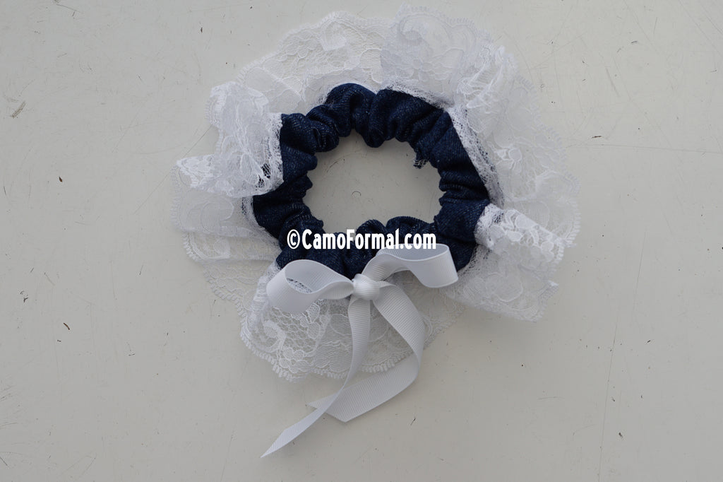 Set of 2, Camo Garter for Bride and Groom