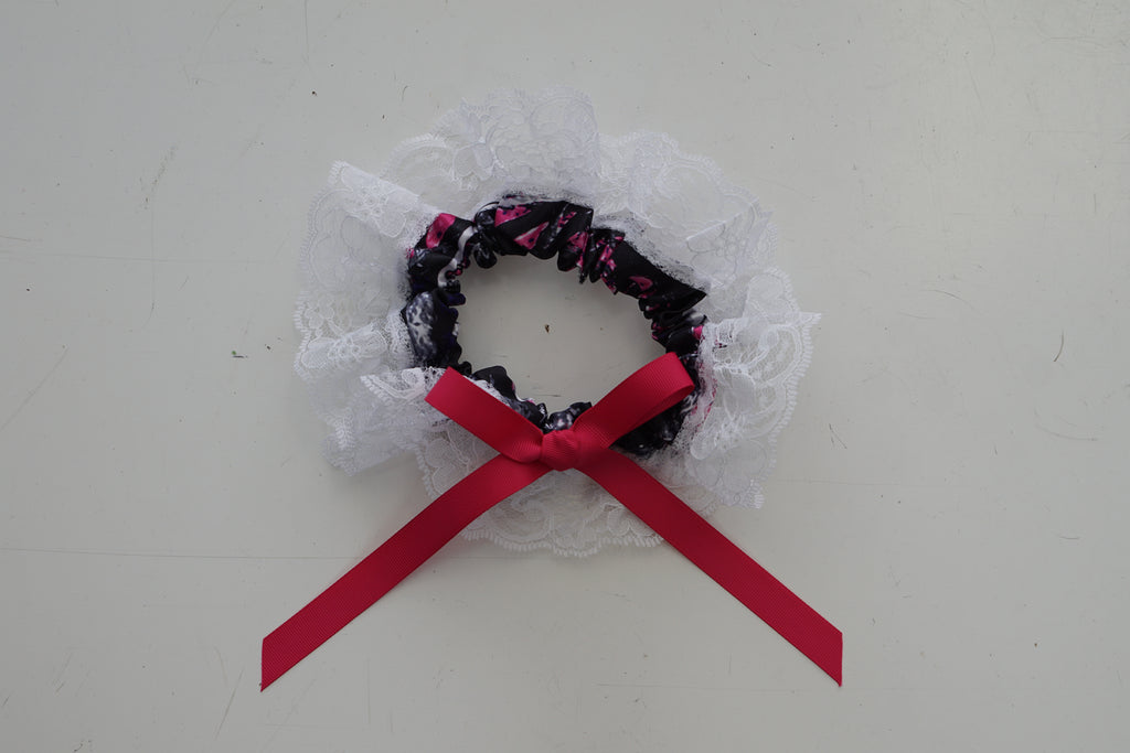 Set of 2, Camo Garter for Bride and Groom