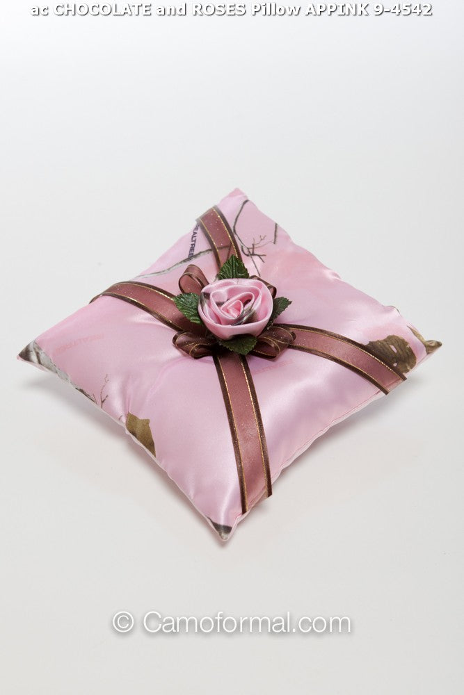 Ring Bearer PIllow, Camo Trim
