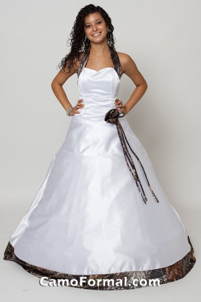 Sale 3056 White and Camo Wedding Gown , With Detachable Train, Realtree APG Size 4